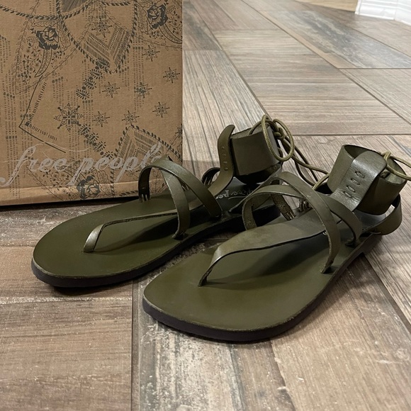Free People Vacation Day Wrap Sandals in khaki - Picture 3 of 8